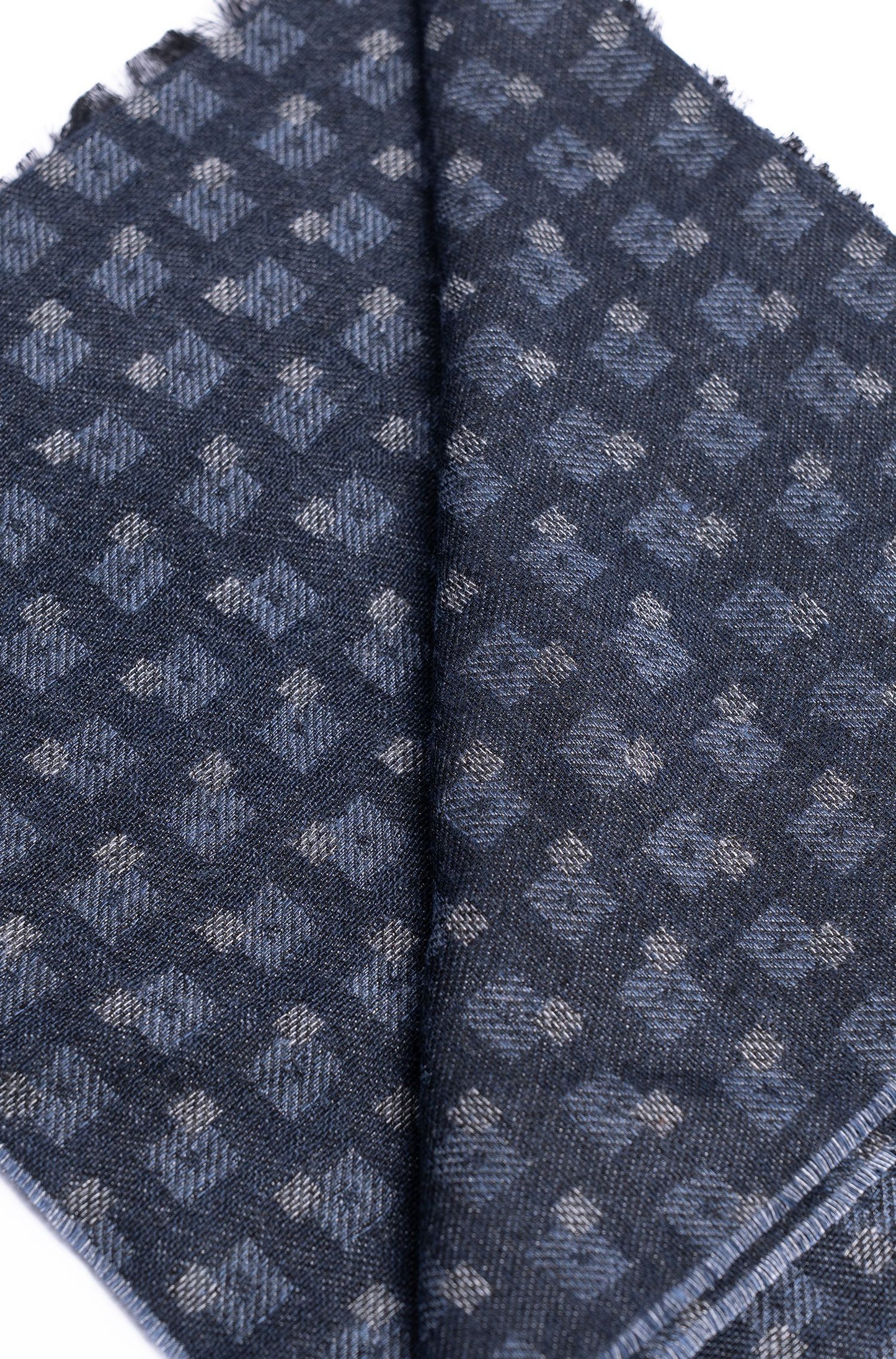 Baccus men's scarves