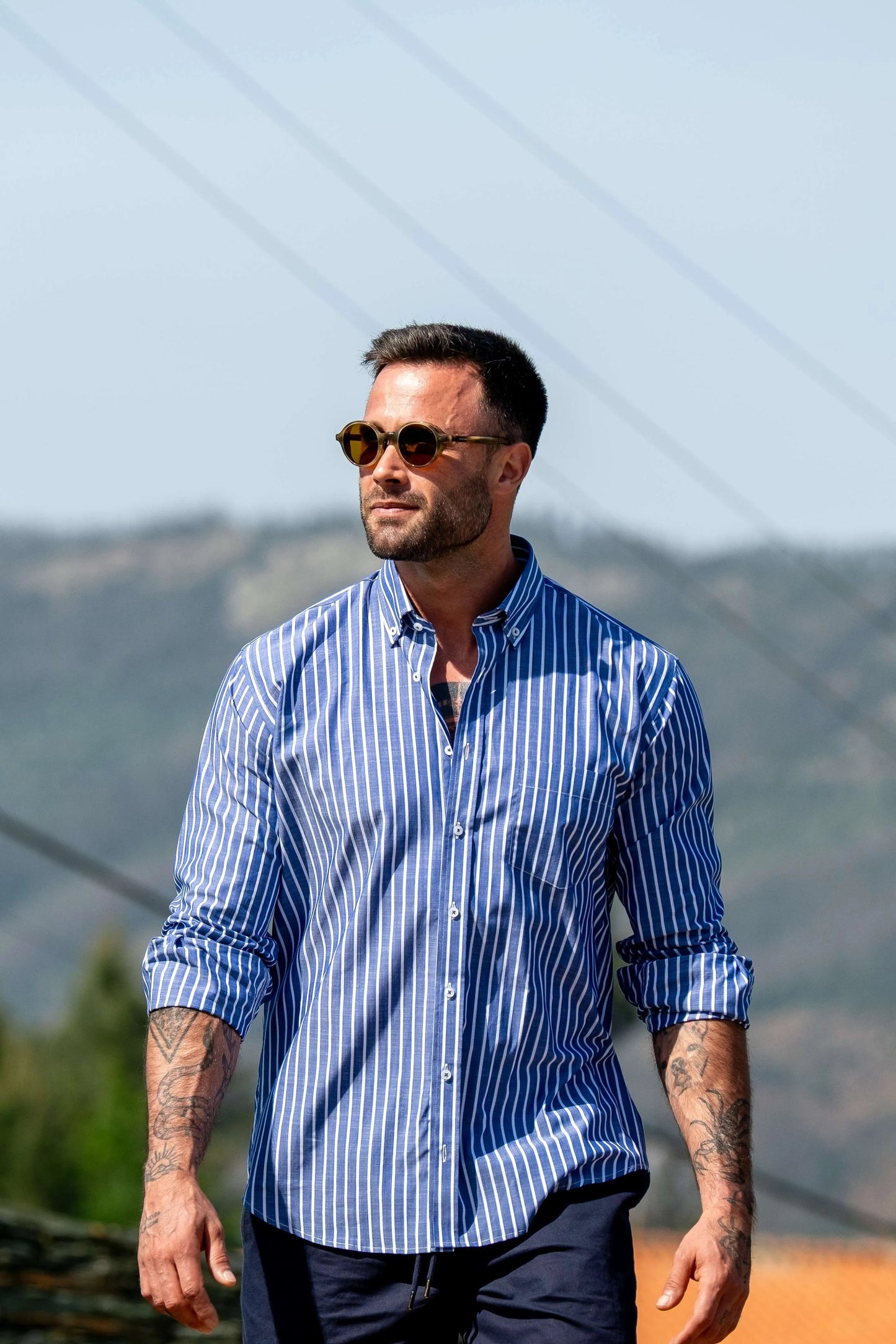 Camisa de homem com risca - Marinho