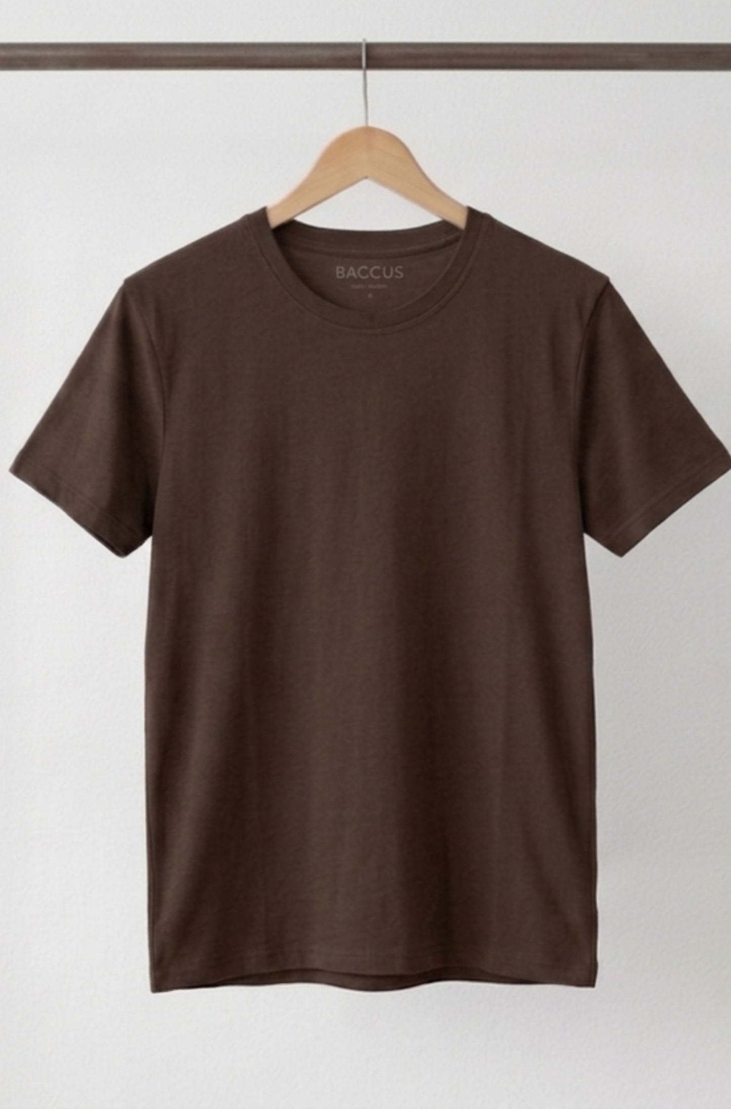T-shirt Baccus Essential - Castanho